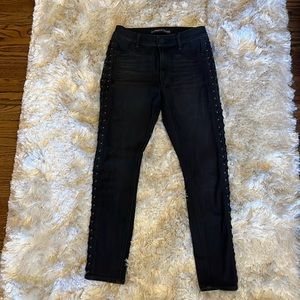 Express lace up jeans size 6